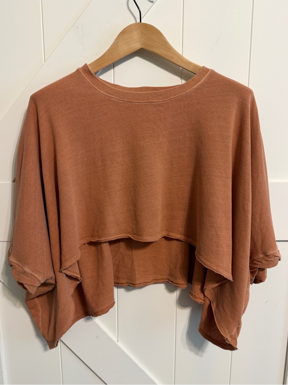 Free People We The Free Women’s Small Oversized High Low Raw Hem Top Rust